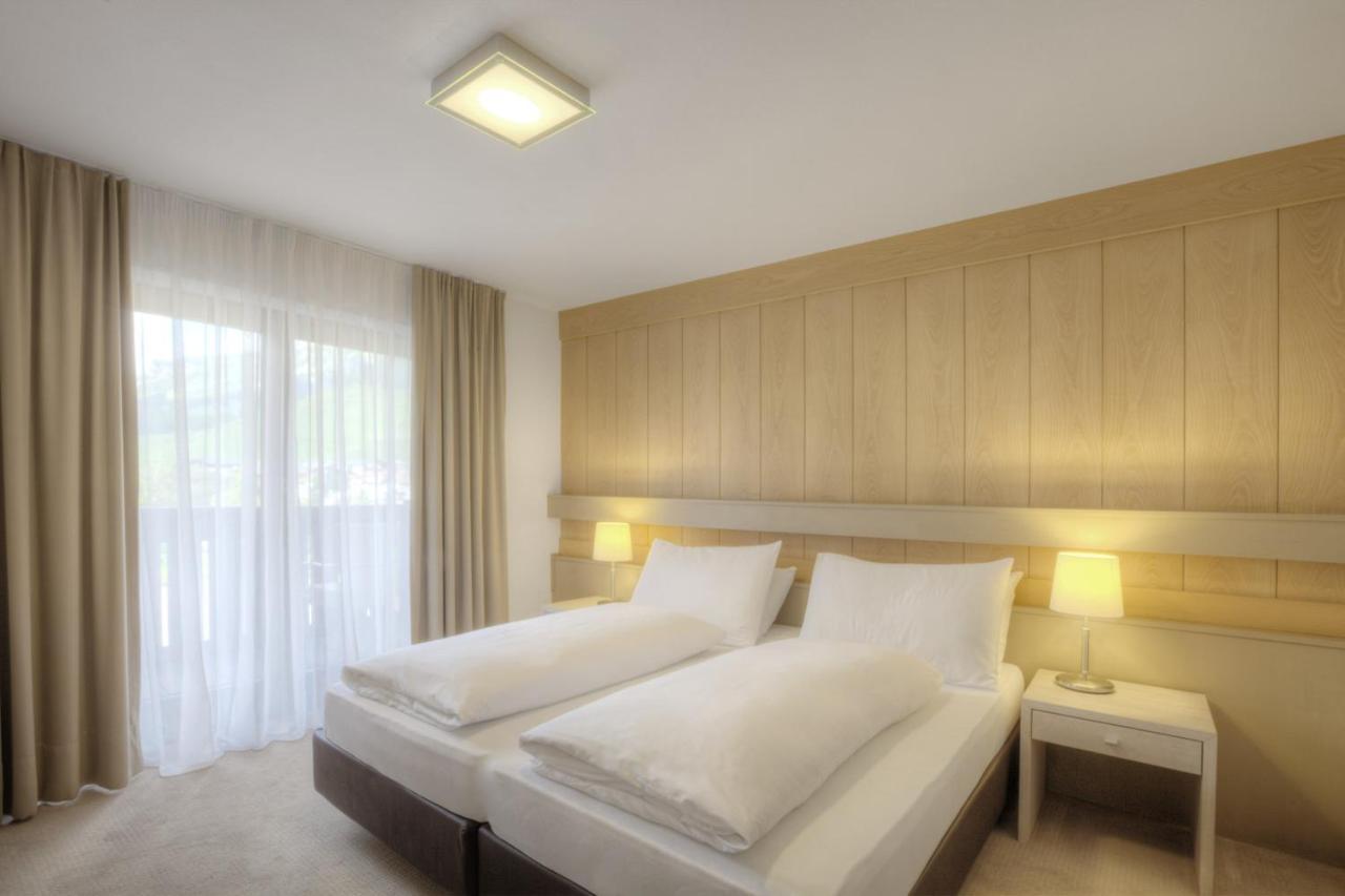 Hotel La Tambra Corvara In Badia Luaran gambar